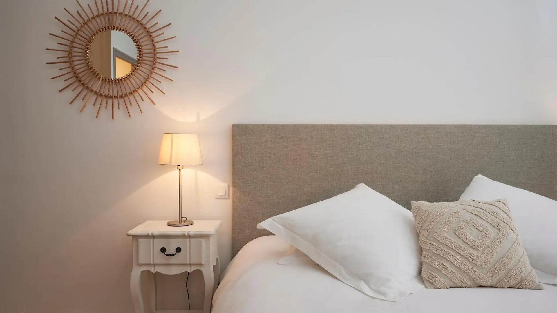 Cannes Center, Nice 110M2, 3Br & 3Bth, Terrace 0*,  France